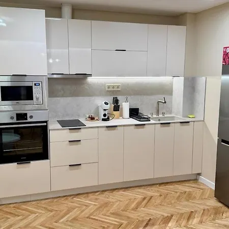 Apartment Cozy Cathedral Corner - 2 Mins Walk From The Main Pedestrian Street Varna