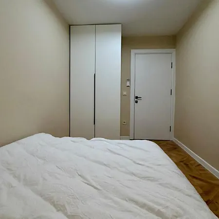 Daire Cozy Cathedral Corner - 2 Mins Walk From The Main Pedestrian Street Varna